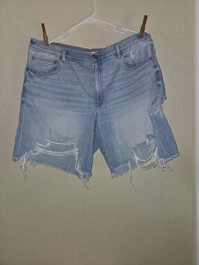 American Eagle Bermuda Shorts